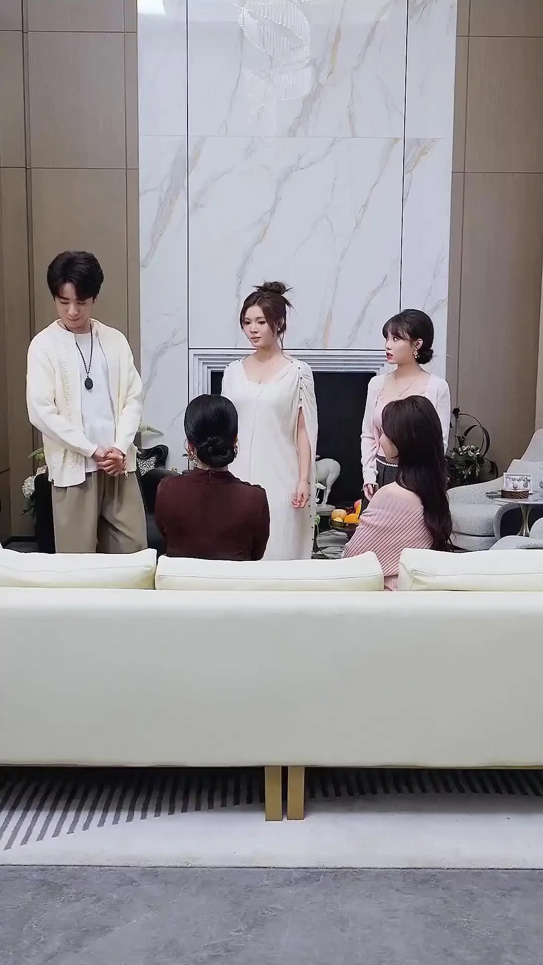 Episode 33 of Dumped, My Step-Sisters Want Me