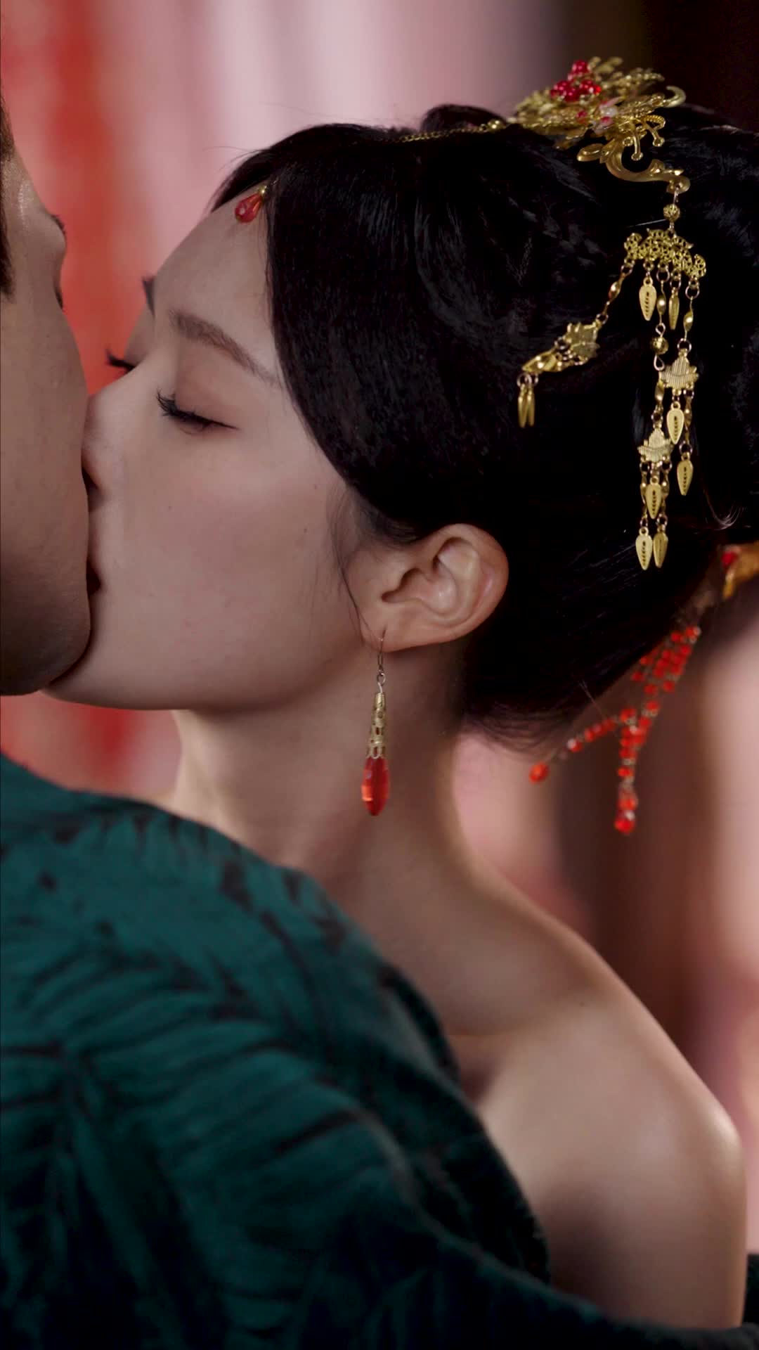 Episode 24 of Empress of Shadows