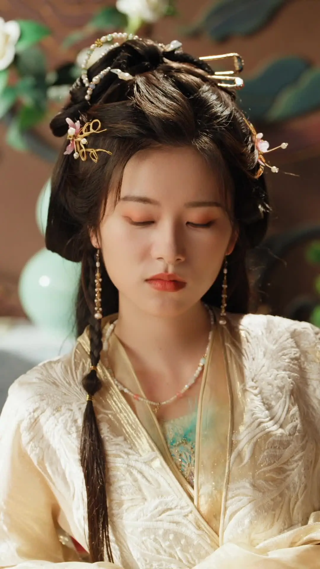 Episode 43 of Entwined by Fate, Reborn to Love