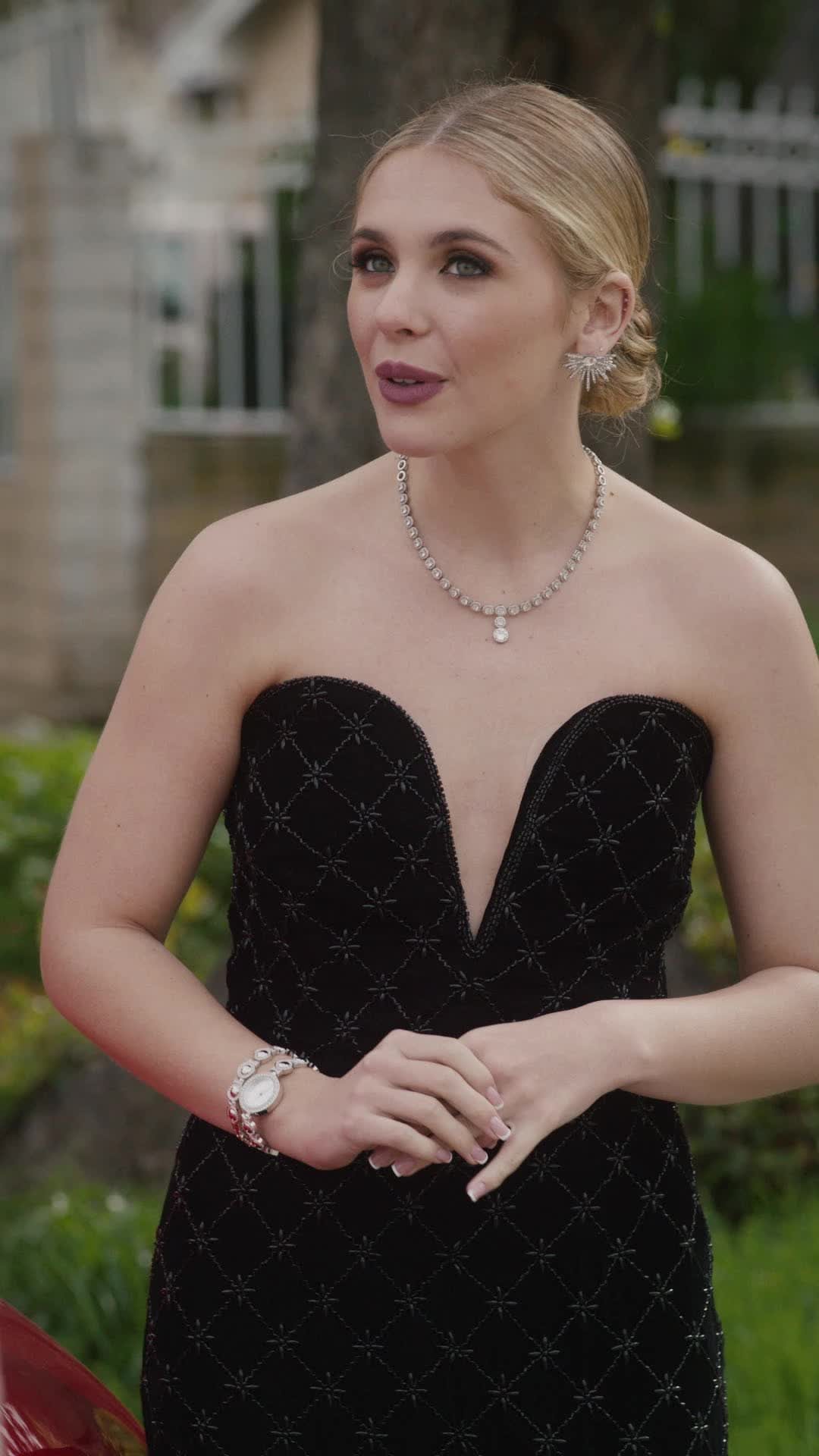 Episode 28 of Escorting the Heiress