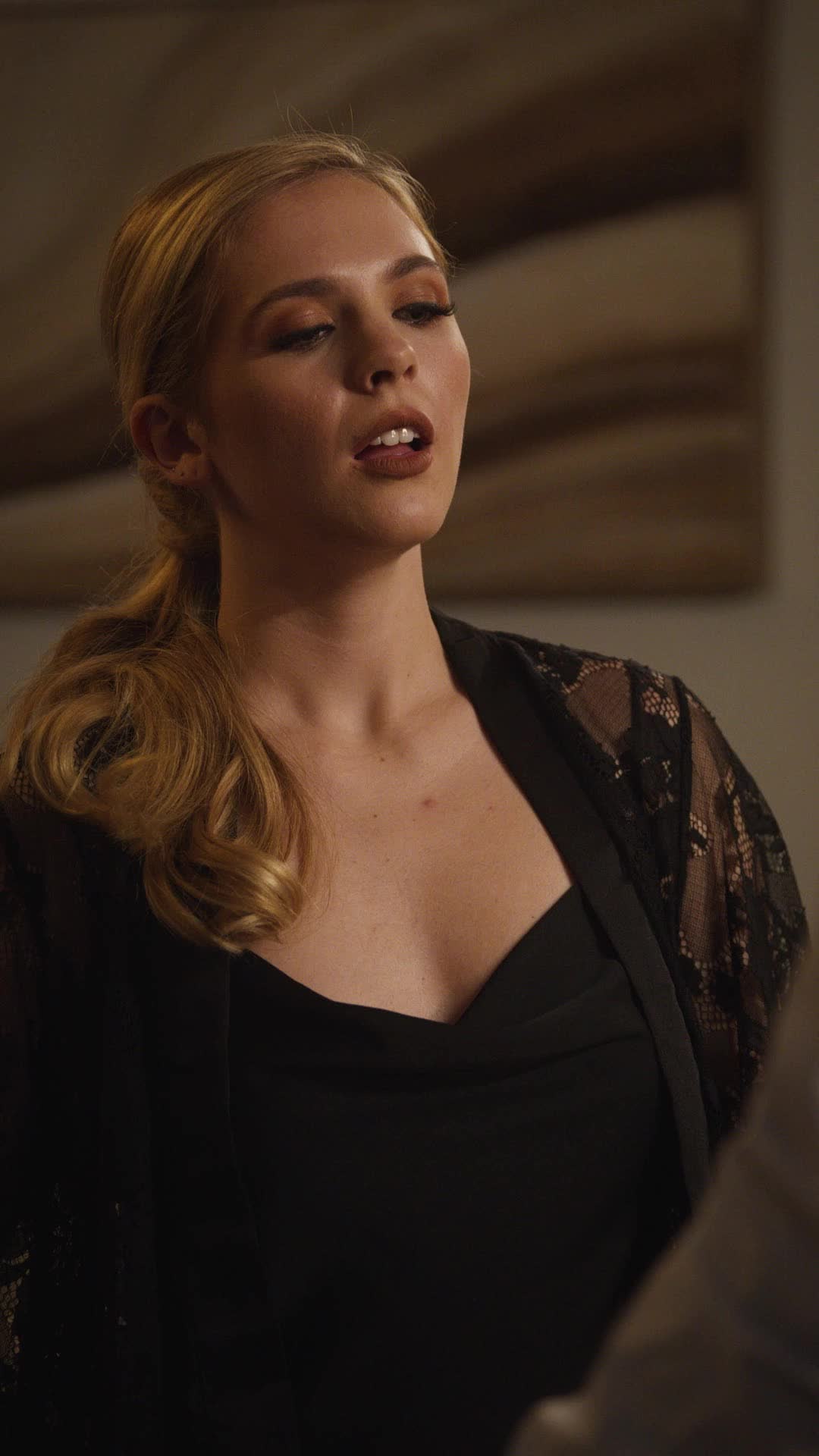 Episode 49 of Escorting the Heiress