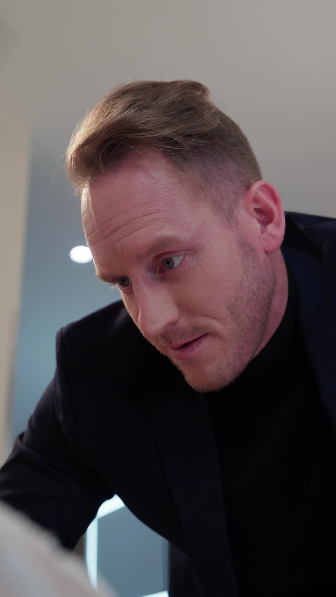 Episode 42 of Escorting the Ruthless Billionaire Doctor