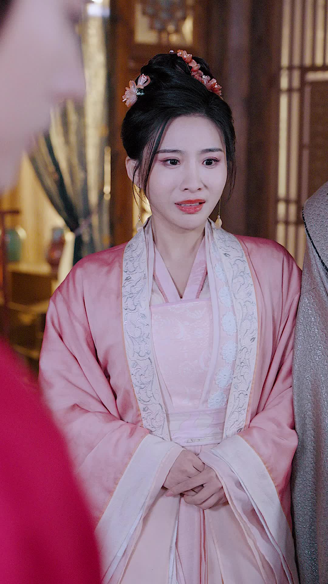Episode 12 of Ex Left for Gold, She Married the Throne