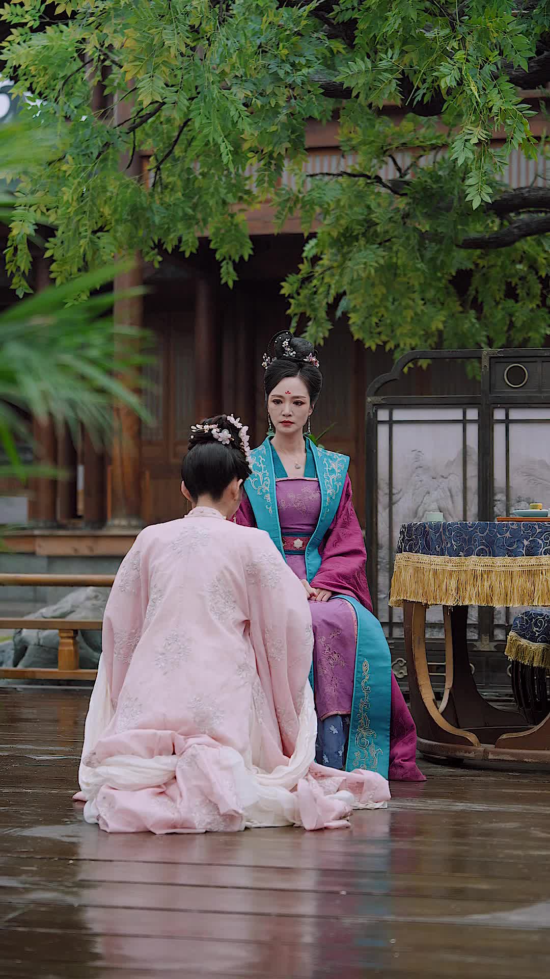 Episode 39 of Ex Left for Gold, She Married the Throne