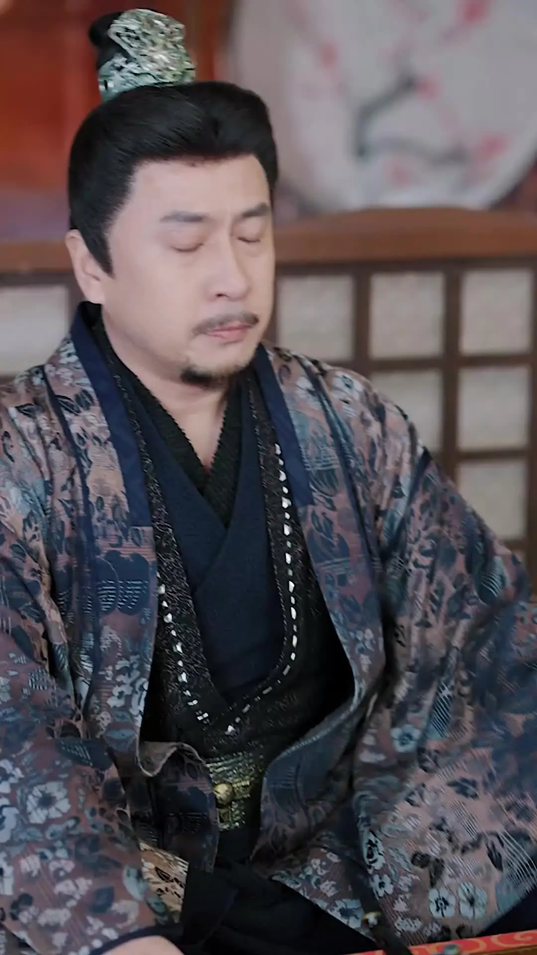 Episode 52 of Ex Left for Gold, She Married the Throne