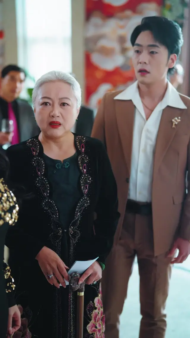 Episode 33 of Fake Daughter, Real Heiress