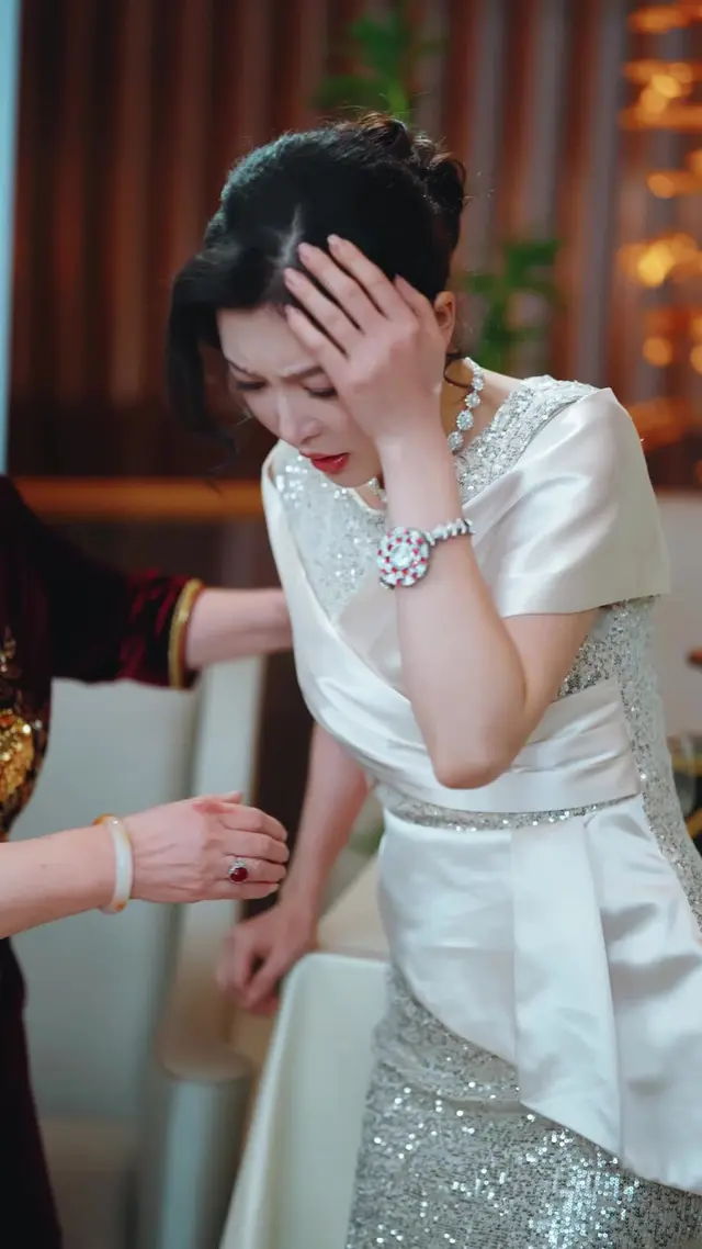 Episode 35 of Fake Daughter, Real Heiress