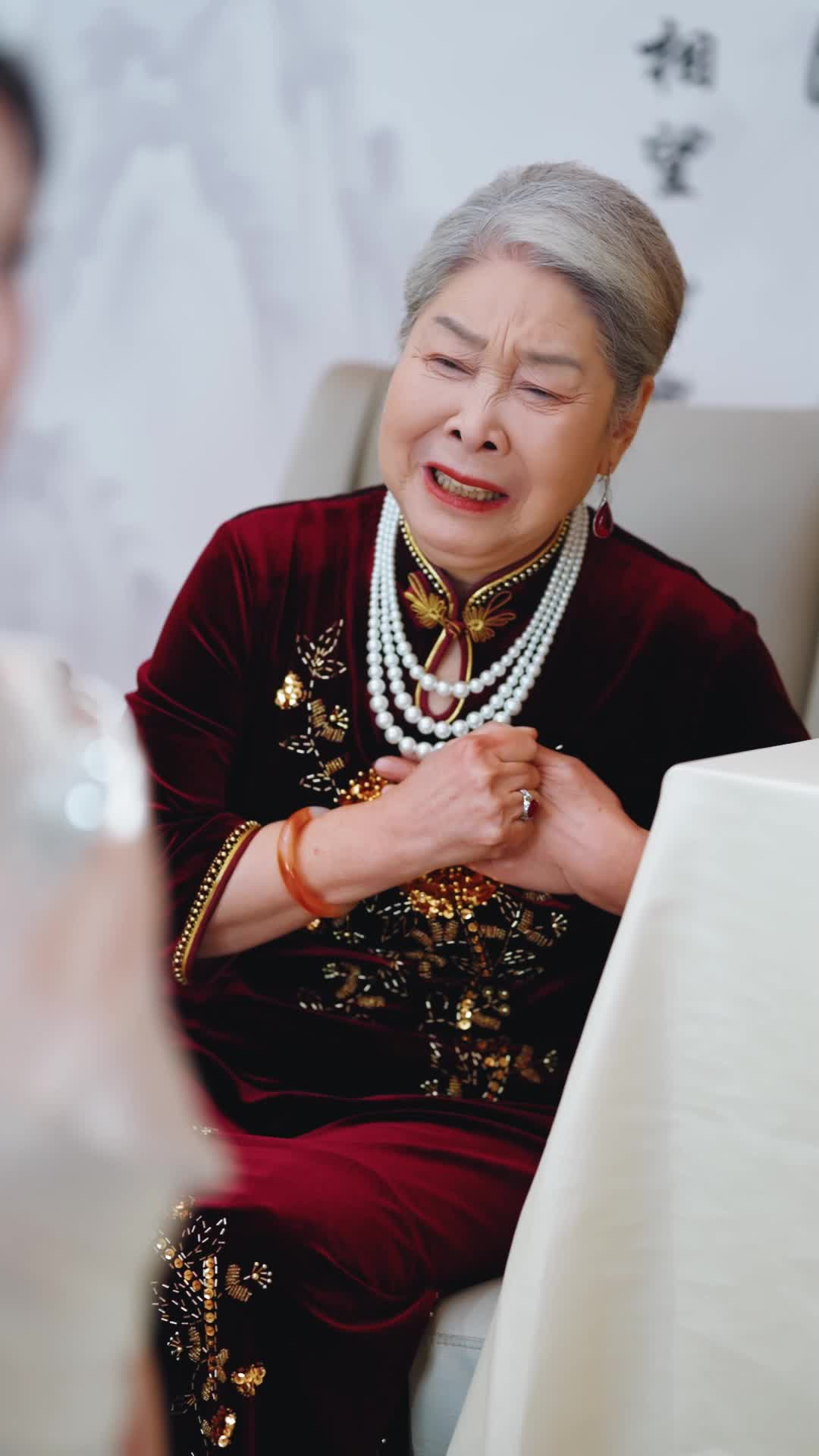 Episode 37 of Fake Daughter, Real Heiress