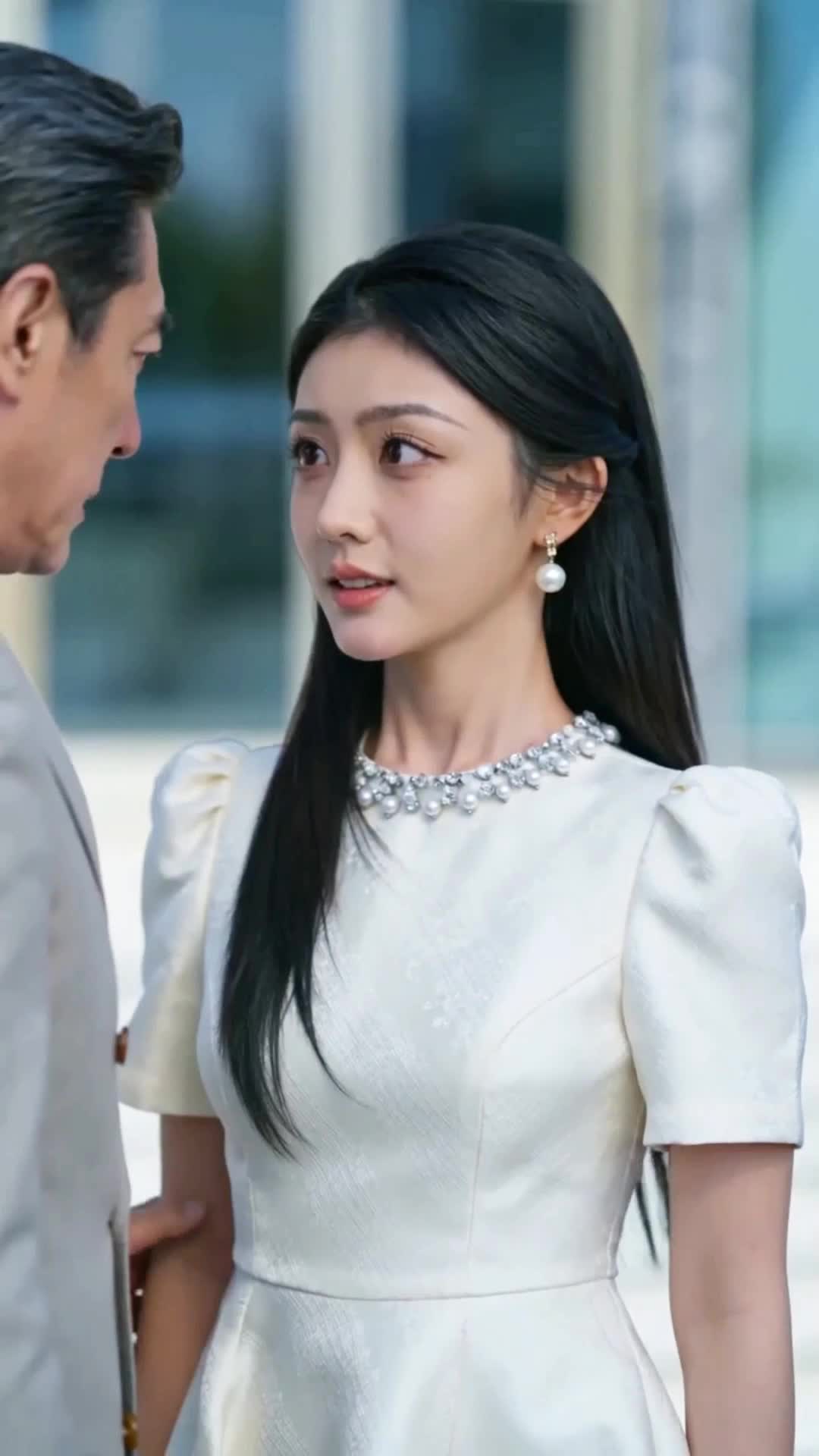 Episode 37 of Fake Heiress? I'm the True Boss