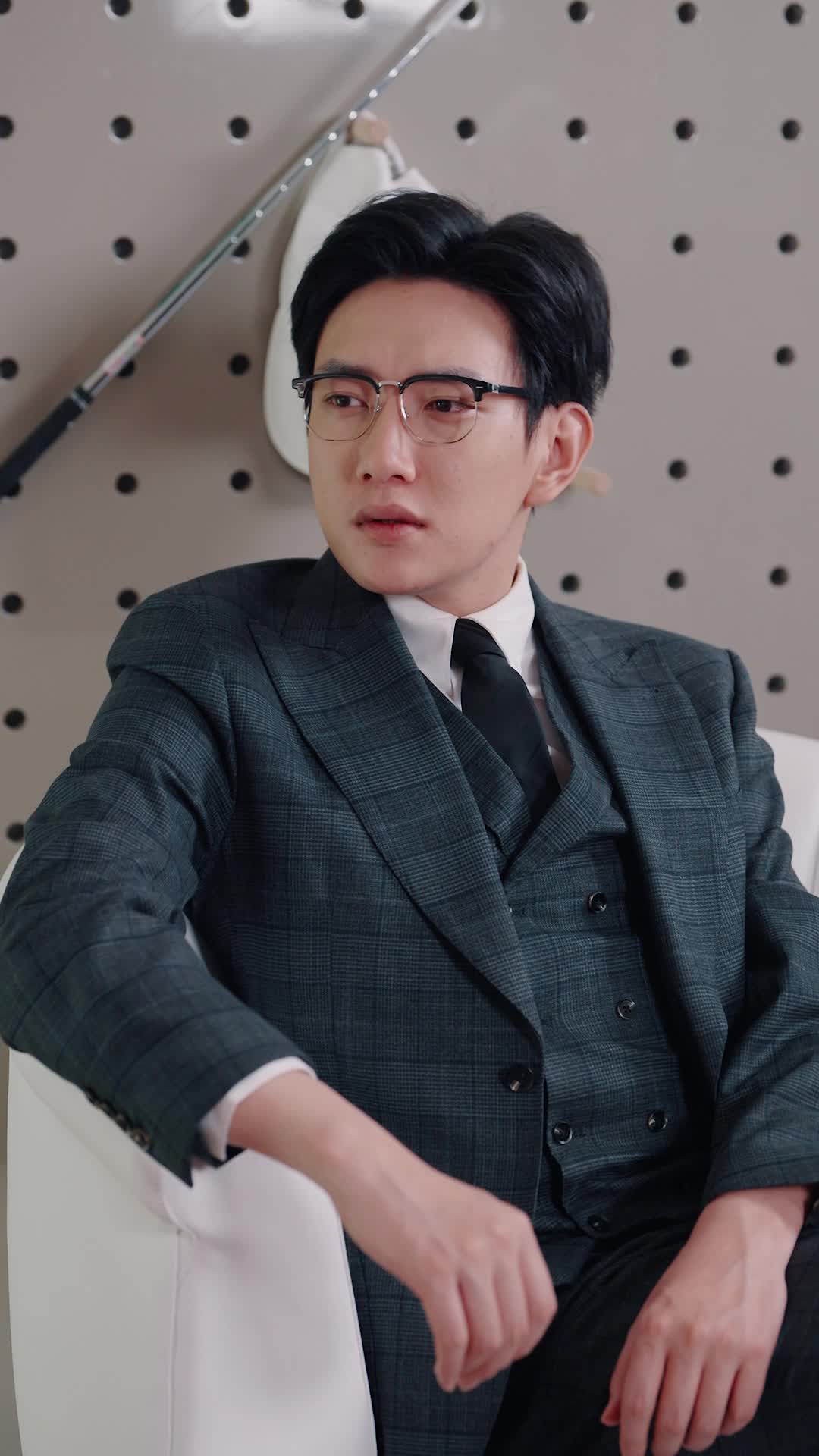 Episode 11 of Fake Heiress Stole My Family? I have Mr. CEO!