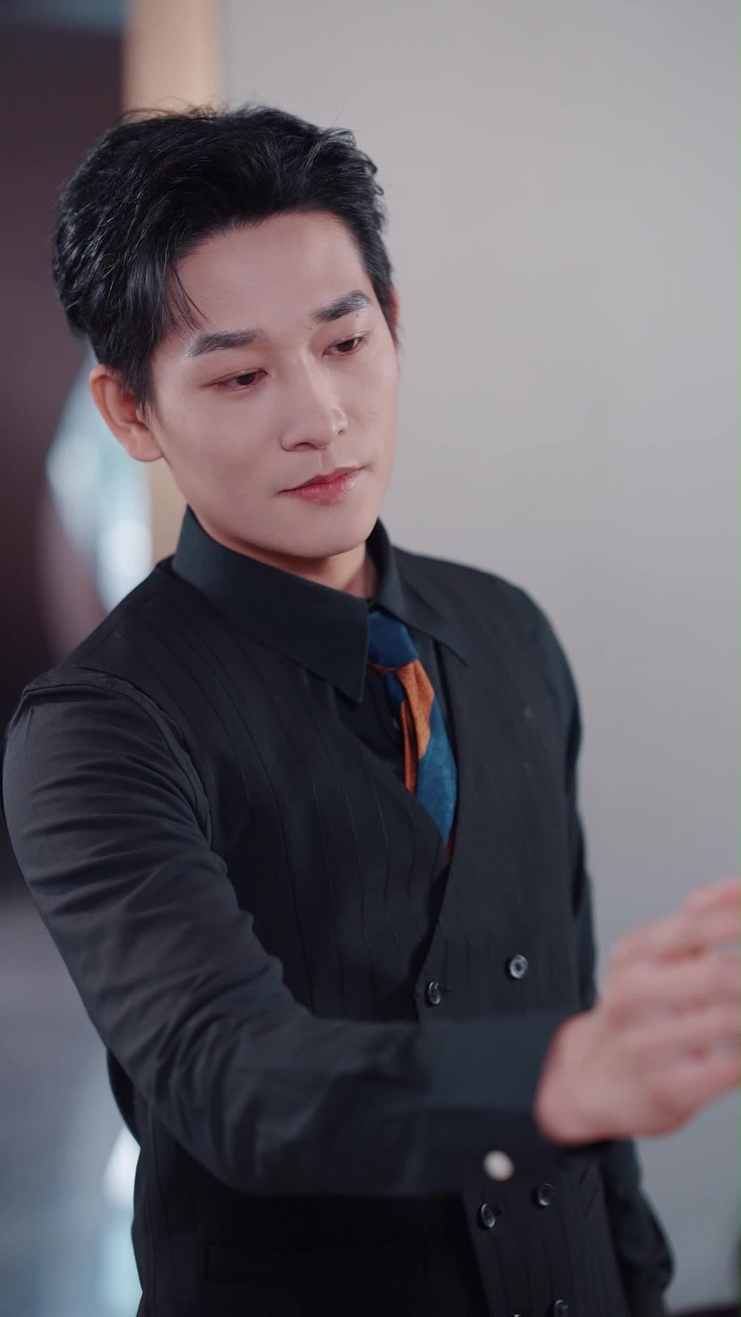 Episode 12 of Fake Heiress Stole My Family? I have Mr. CEO!