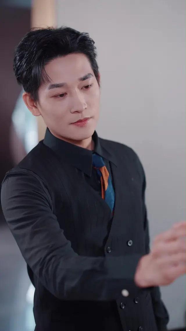 Episode 12 of Fake Heiress Stole My Family? I have Mr. CEO!