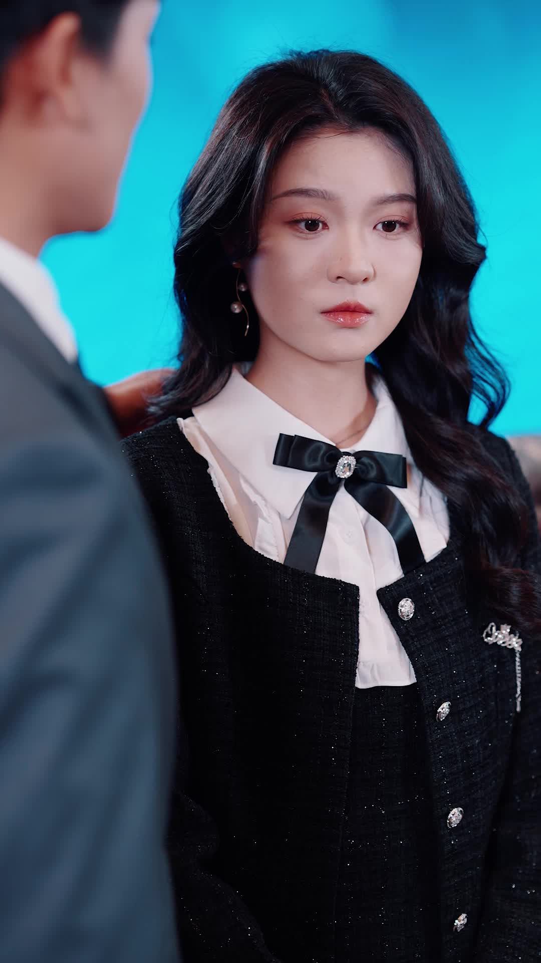 Episode 32 of Fake Heiress Stole My Family? I have Mr. CEO!