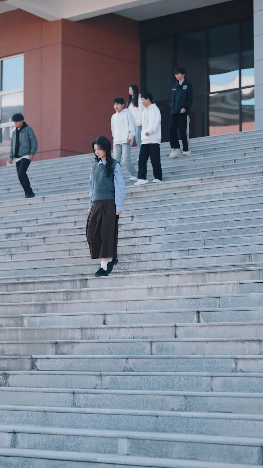 Episode 38 of Fake Heiress Stole My Family? I have Mr. CEO!