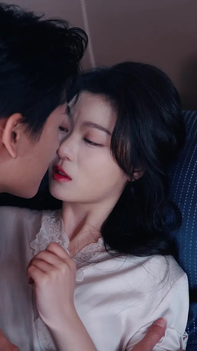 Episode 43 of Fake Heiress Stole My Family? I have Mr. CEO!
