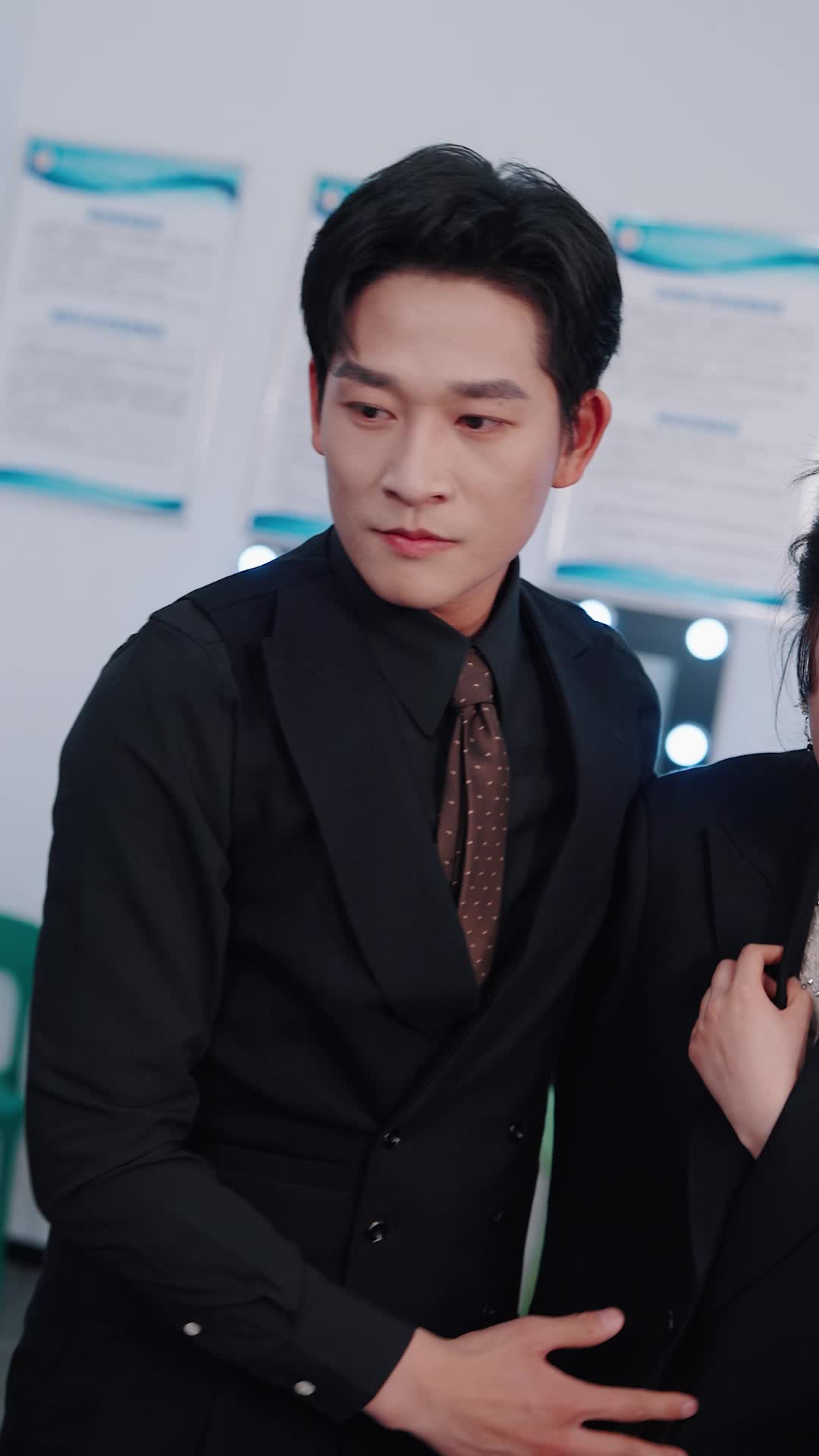 Episode 48 of Fake Heiress Stole My Family? I have Mr. CEO!