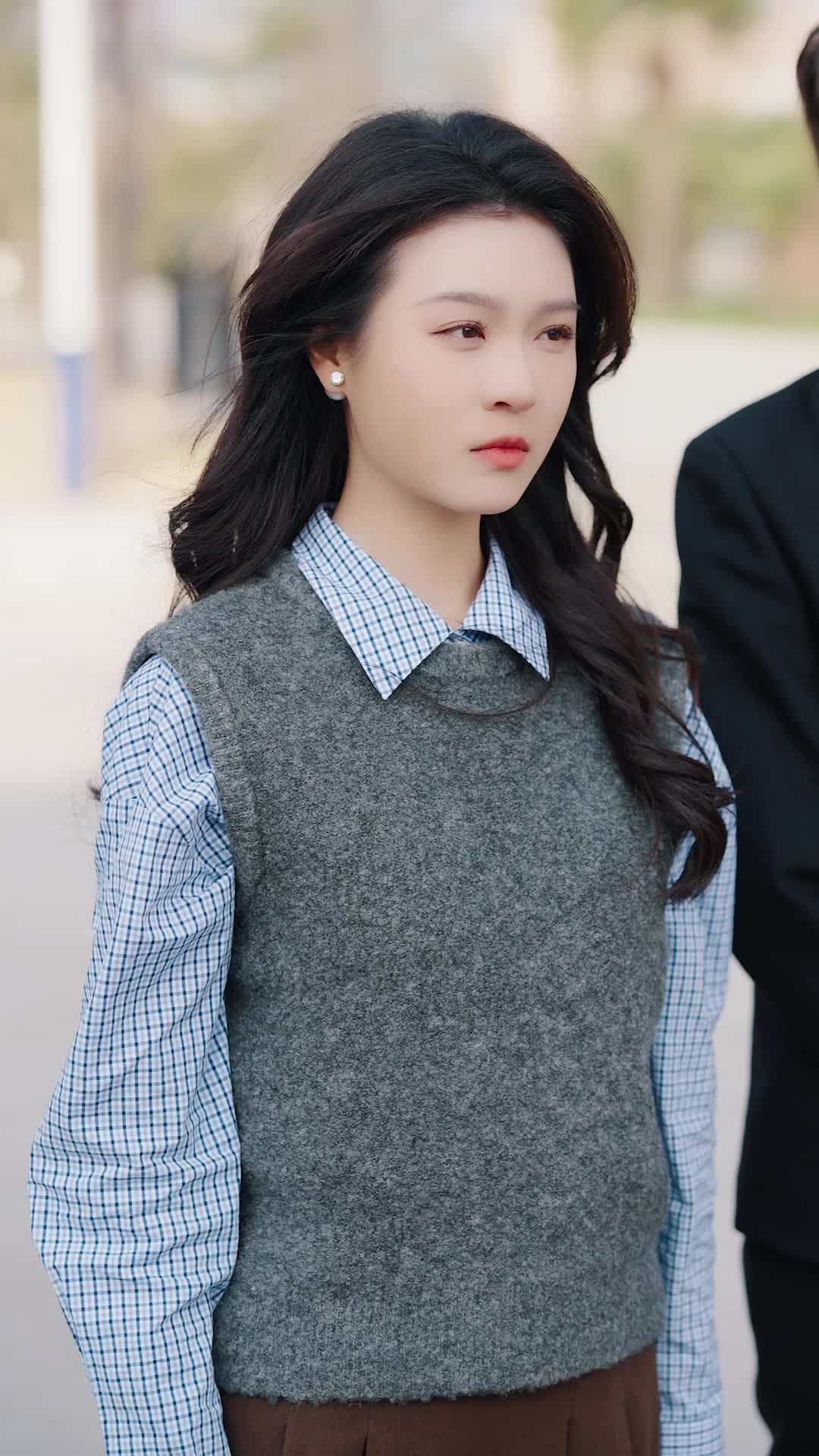 Episode 52 of Fake Heiress Stole My Family? I have Mr. CEO!