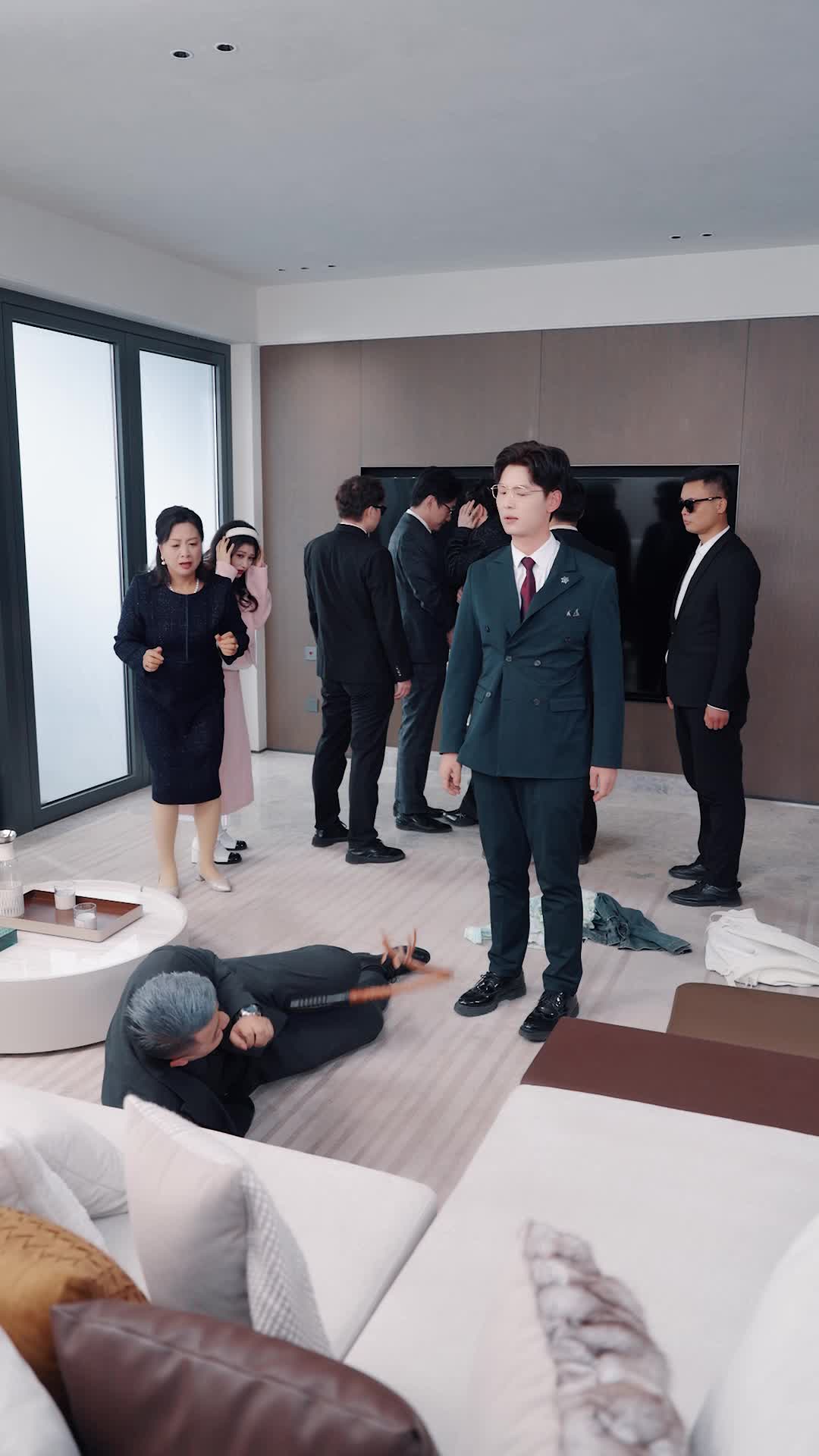 Episode 7 of Fake Heiress Stole My Family? I have Mr. CEO!