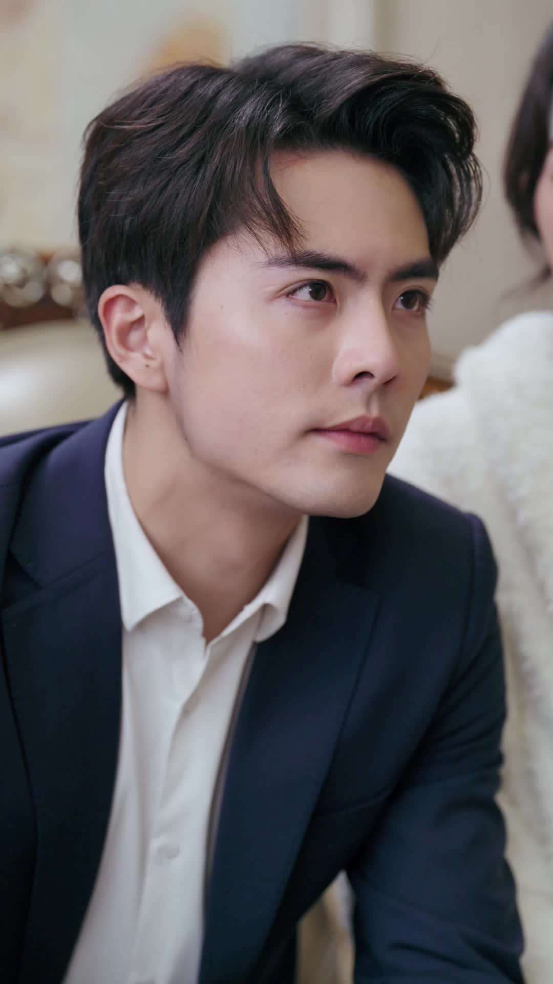 Episode 18 of Falling for My Gold-Digger Wife