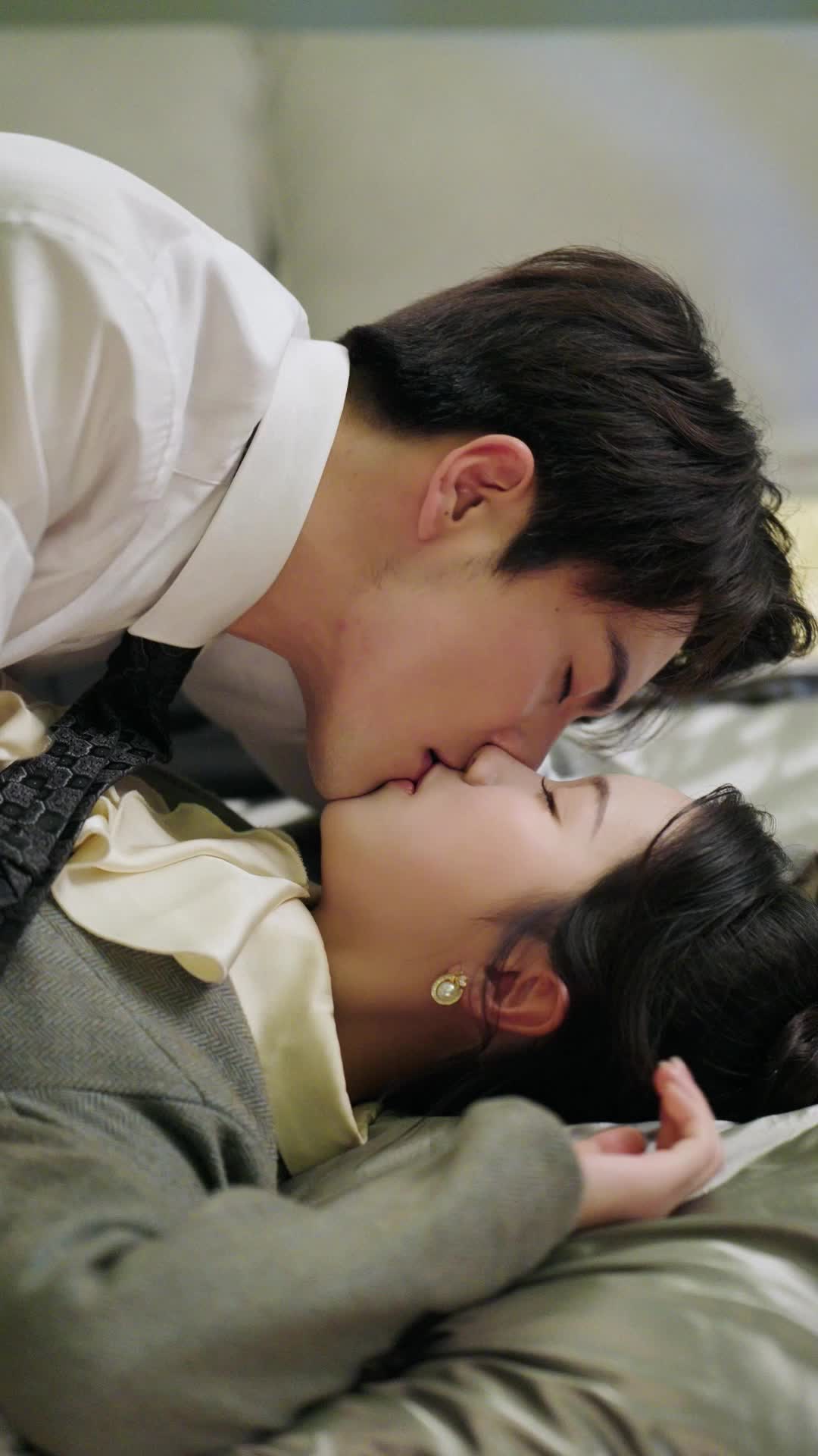 Episode 31 of Falling for My Gold-Digger Wife