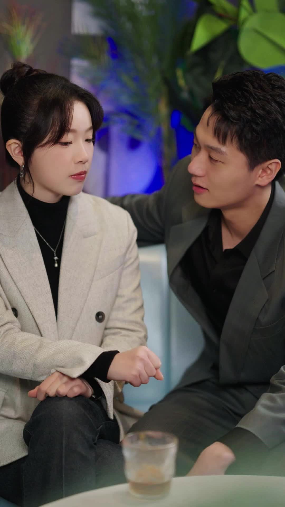 Episode 48 of Falling for My Gold-Digger Wife