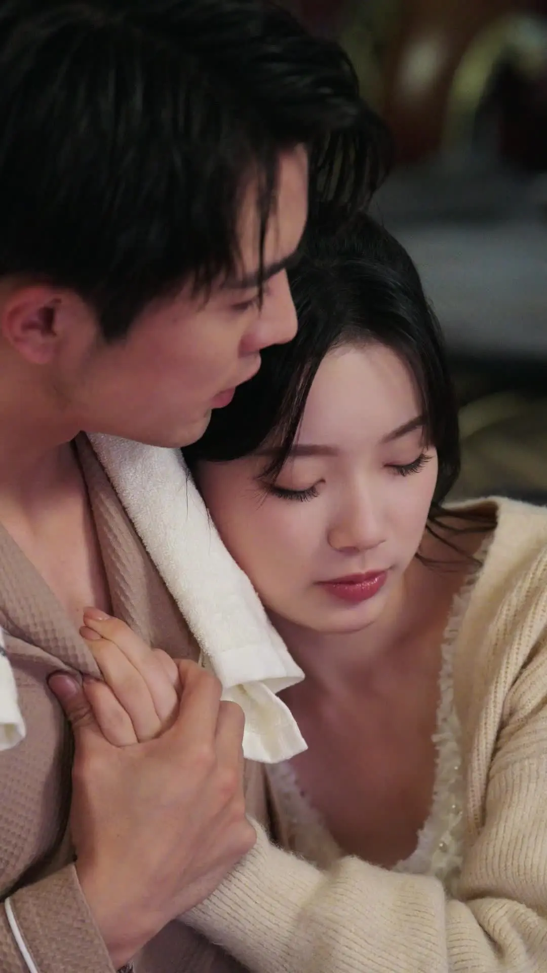 Episode 61 of Falling for My Gold-Digger Wife