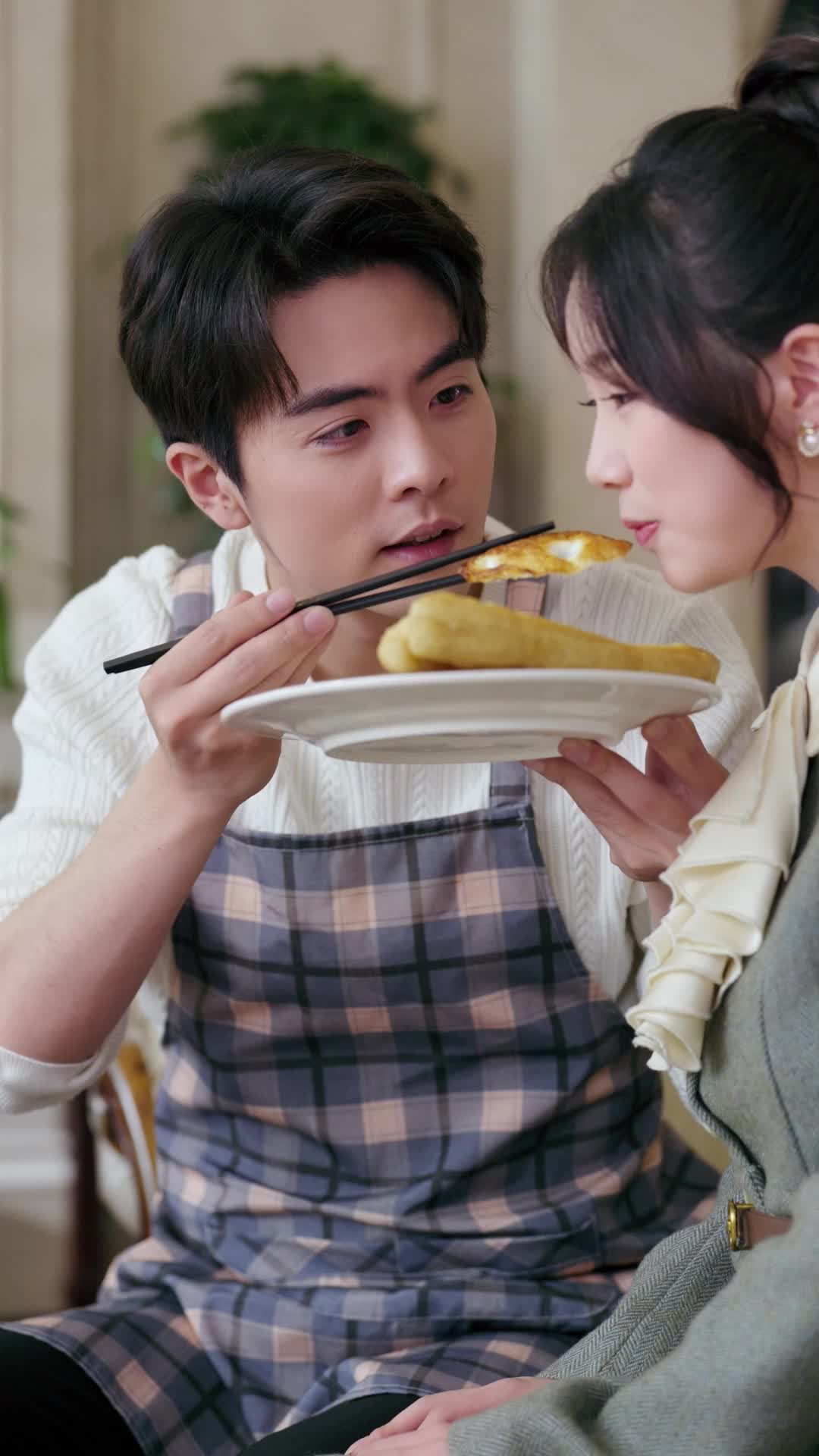 Episode 69 of Falling for My Gold-Digger Wife
