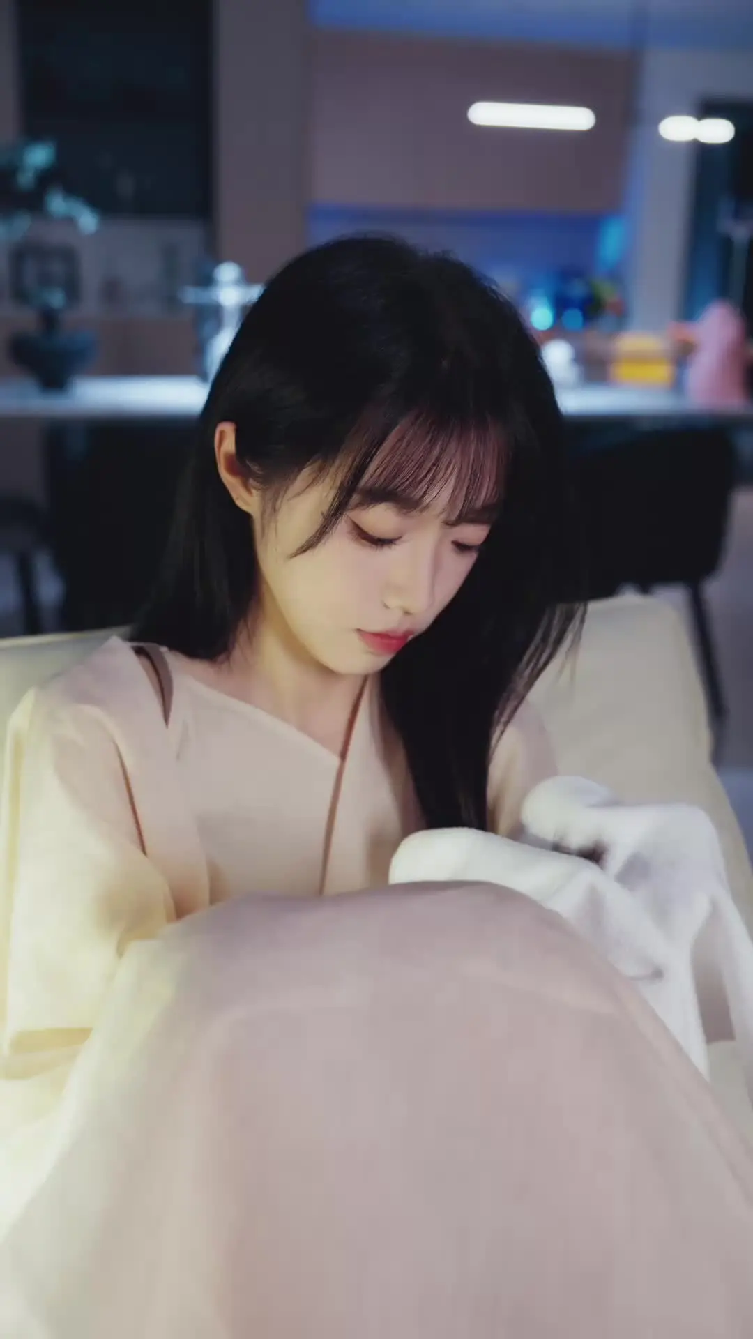 Episode 27 of Falling for the Thorned Rose
