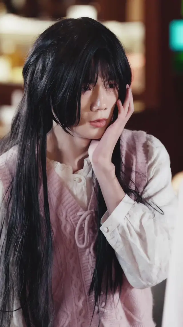 Episode 61 of Falling for the Thorned Rose
