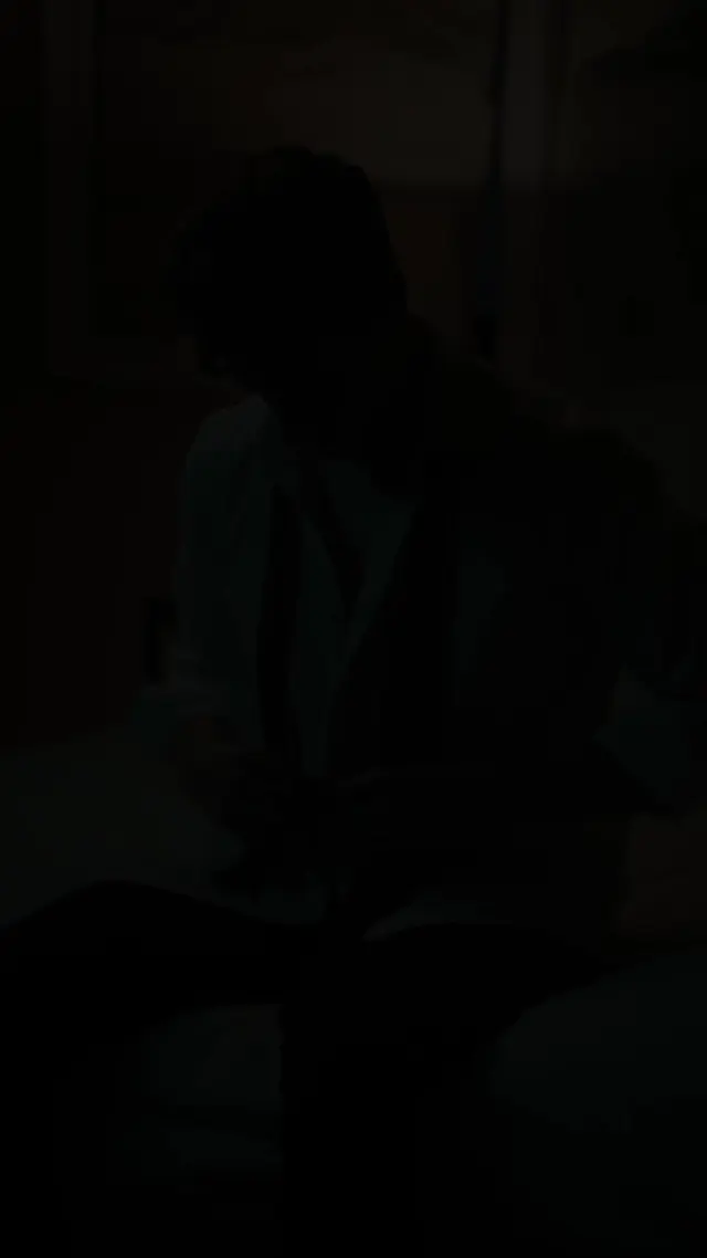 Episode 1 of Flash Vows