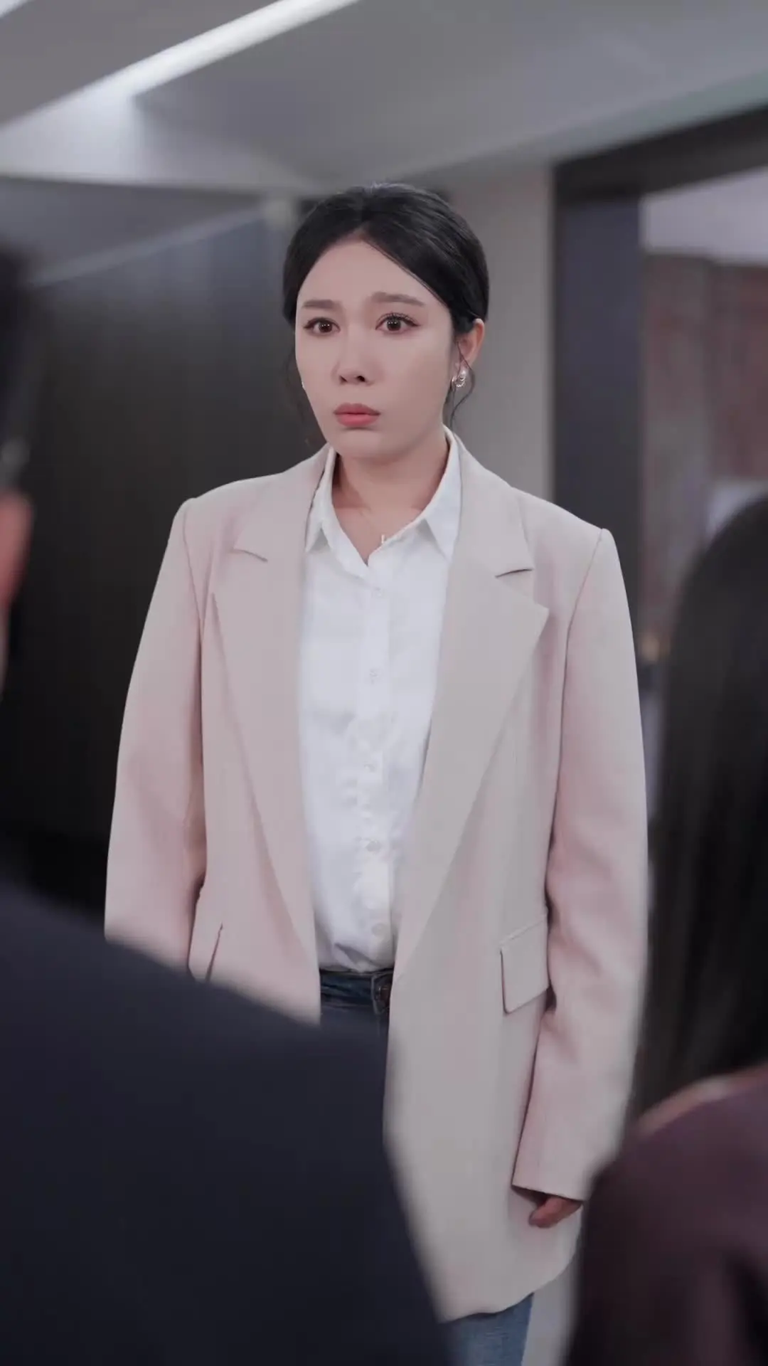 Episode 2 of Flight Changed, Marriage Ended