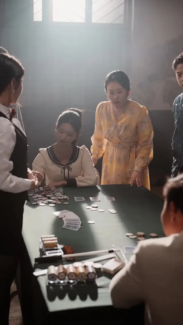 Episode 10 of Fold or Die: Gamble Queen Rises