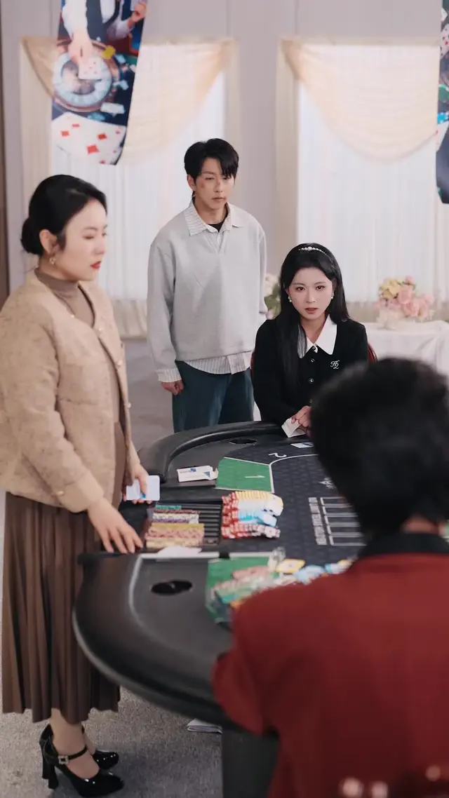 Episode 55 of Fold or Die: Gamble Queen Rises