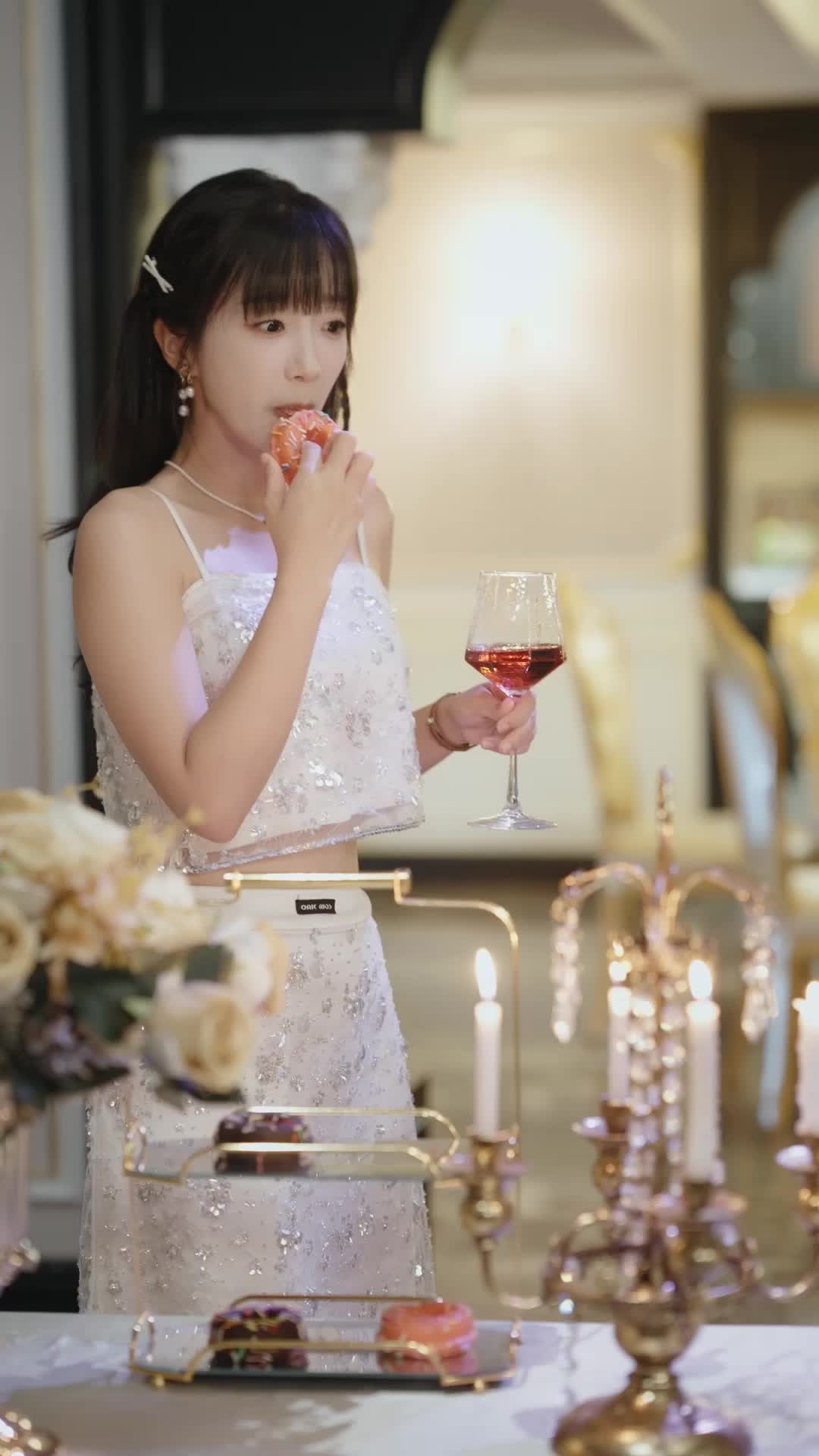 Episode 17 of Found a Billionaire Hubby on the Street
