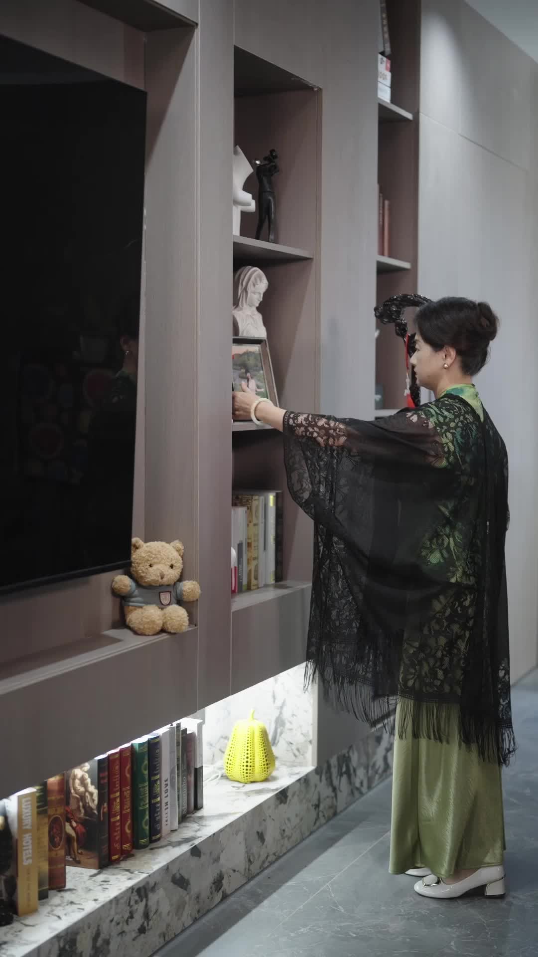 Episode 23 of Found a Billionaire Hubby on the Street