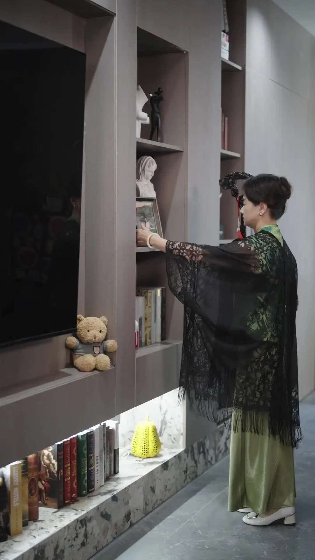Episode 23 of Found a Billionaire Hubby on the Street