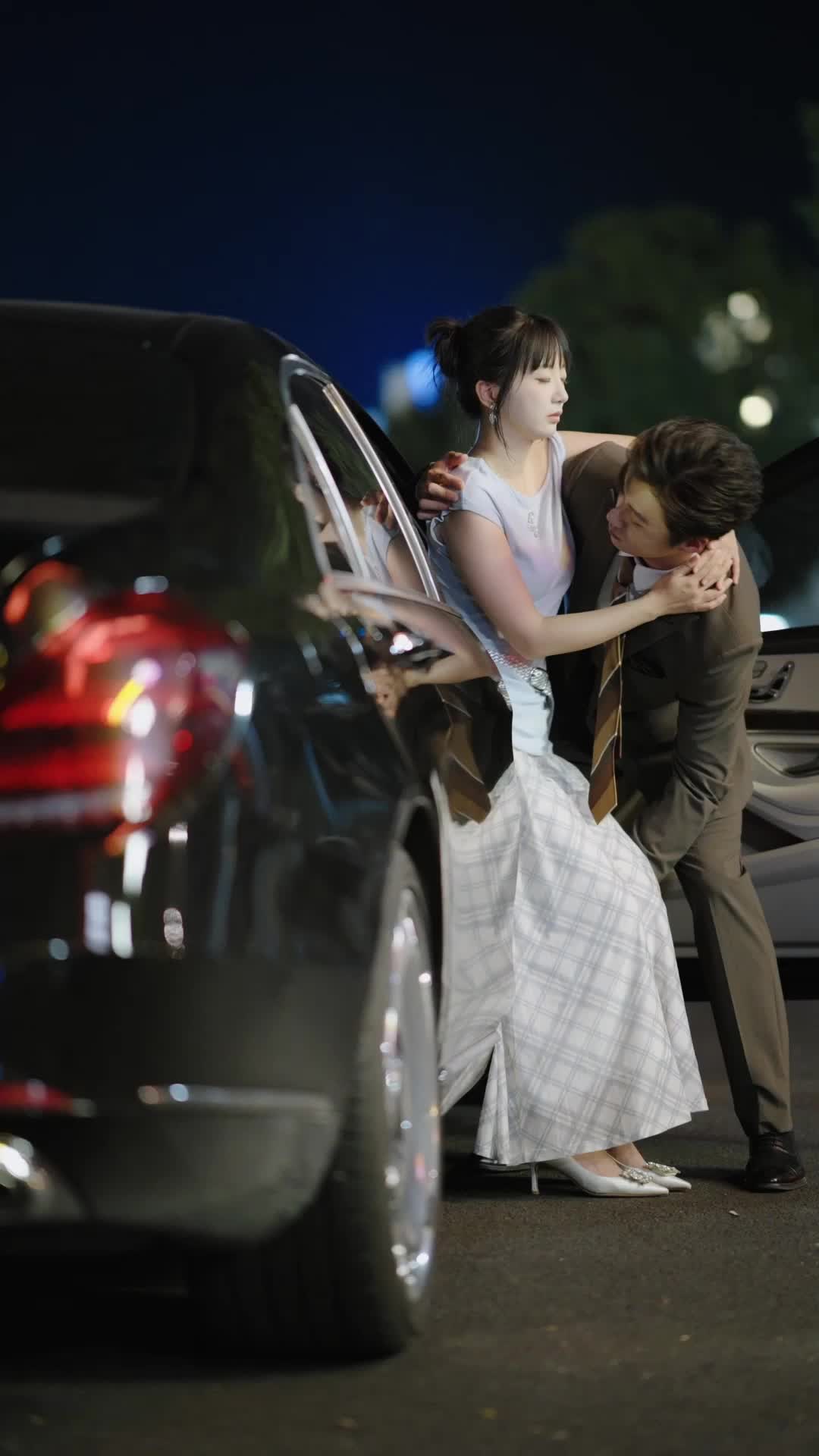Episode 43 of Found a Billionaire Hubby on the Street