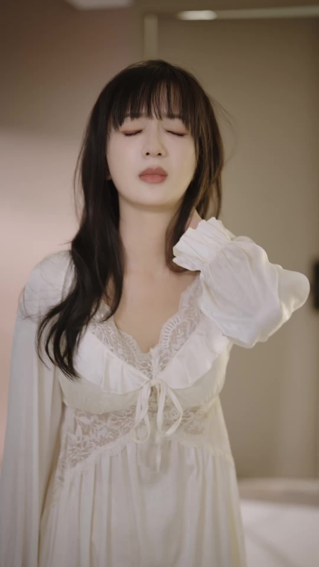 Episode 44 of Found a Billionaire Hubby on the Street