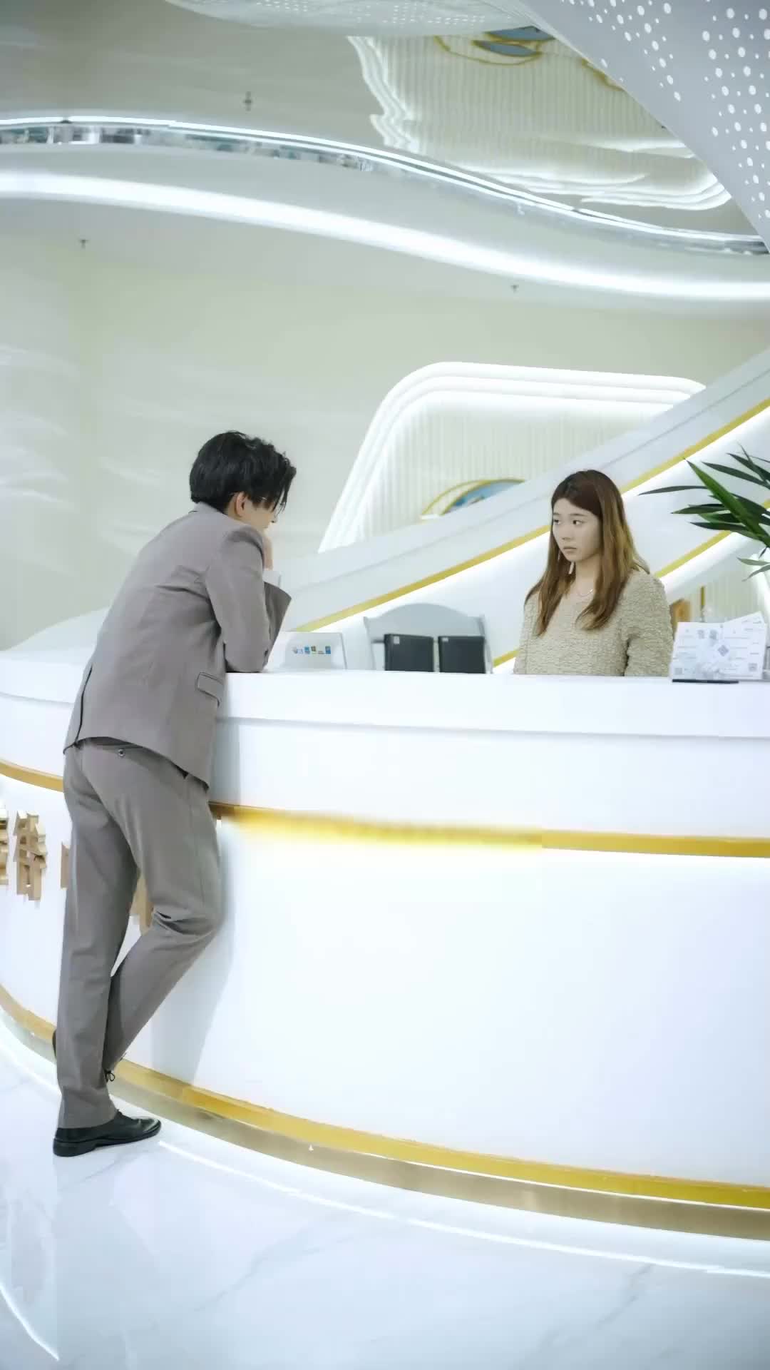 Episode 11 of From Broken Engagement to Marrying a Billionaire