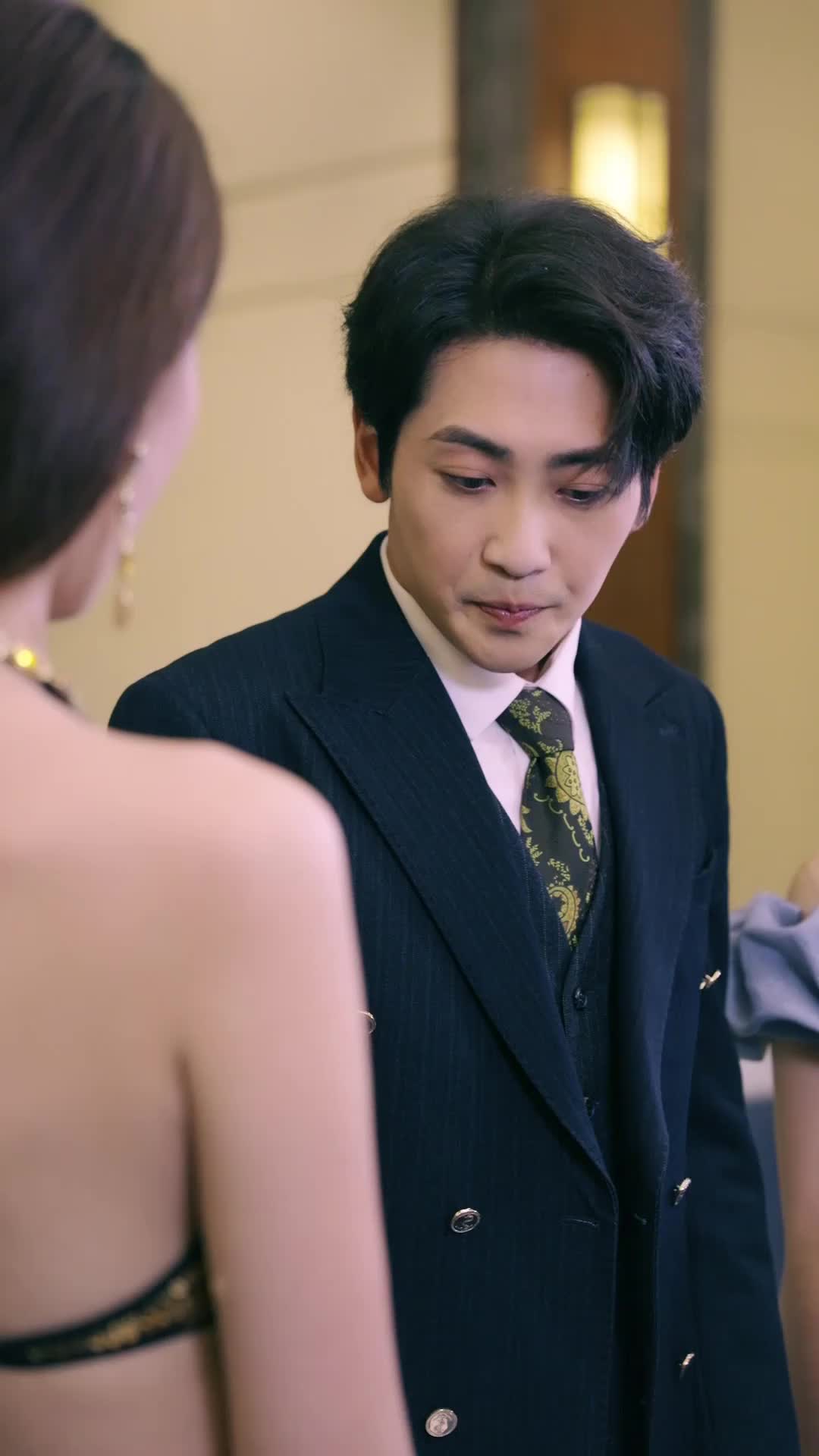 Episode 24 of Frosty CEO, Sizzling Baby Bump Romance