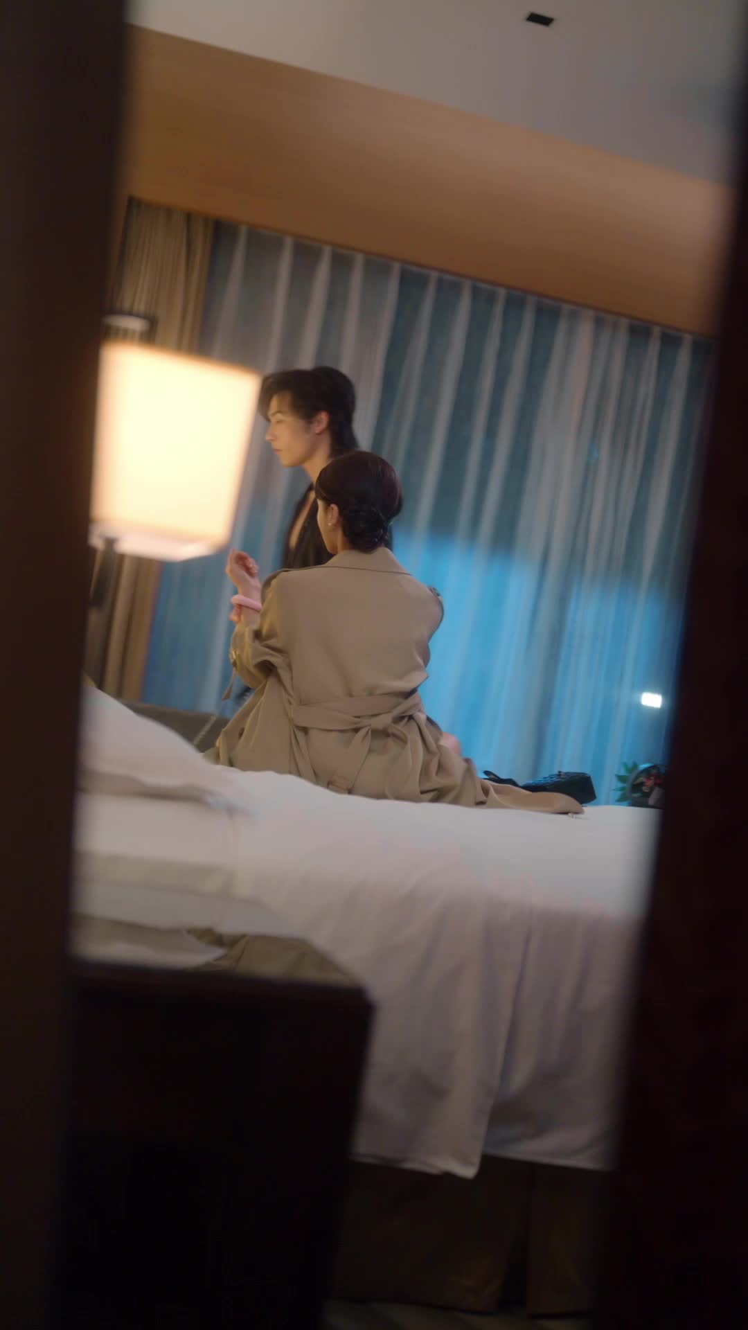 Episode 12 of Frozen Heart, Burning Desire