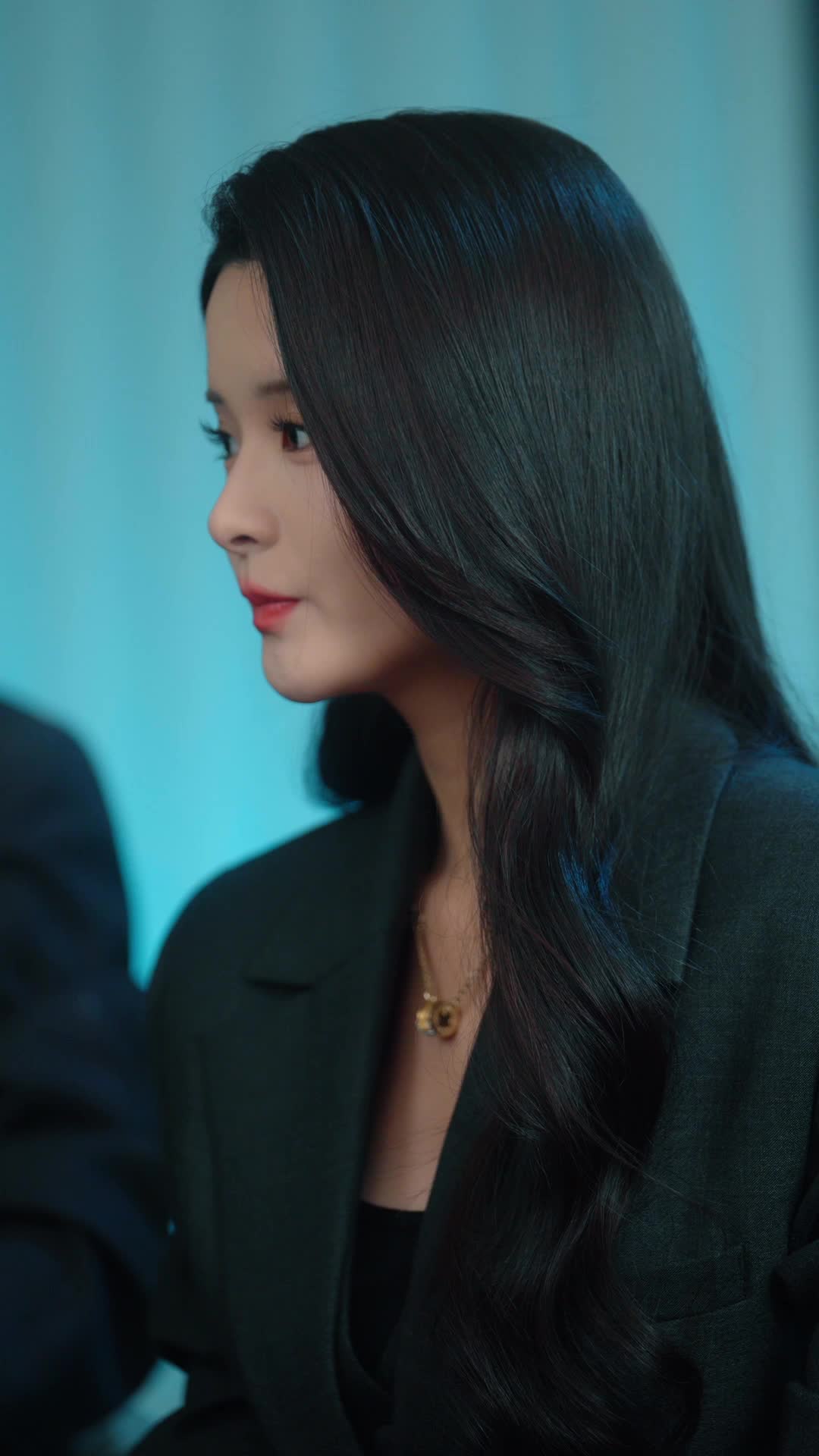 Episode 34 of Frozen Heart, Burning Desire