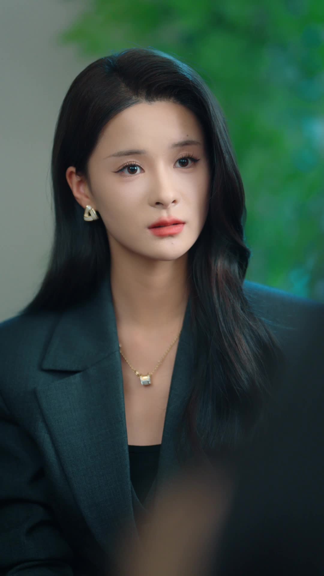 Episode 35 of Frozen Heart, Burning Desire
