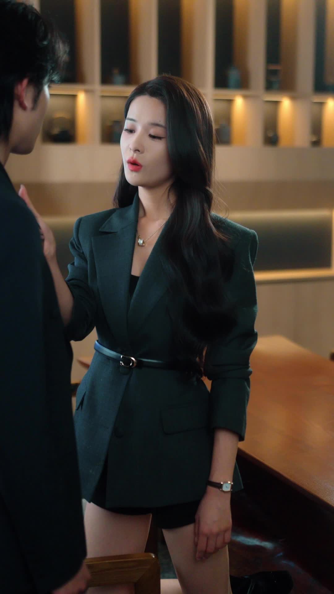 Episode 37 of Frozen Heart, Burning Desire
