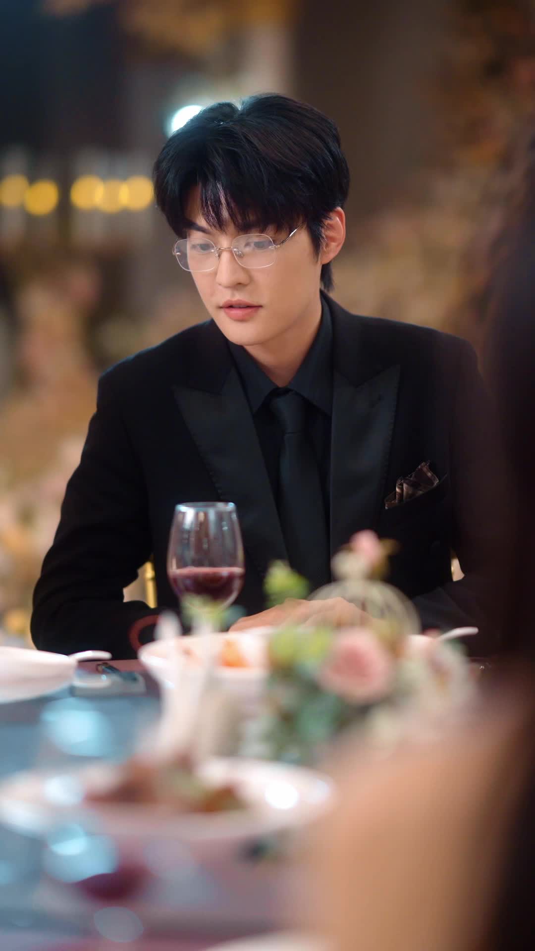 Episode 6 of Frozen Heart, Burning Desire