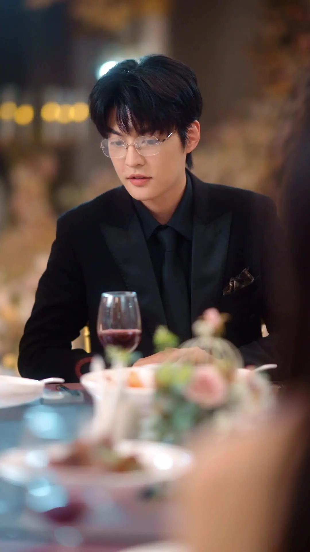 Episode 6 of Frozen Heart, Burning Desire