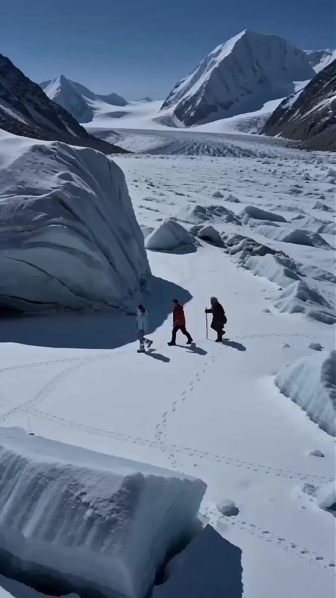 Episode 36 of Glacial Swarm