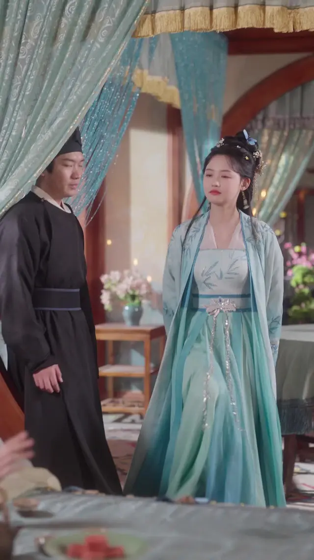Episode 28 of Golden Cage, Silk Chains