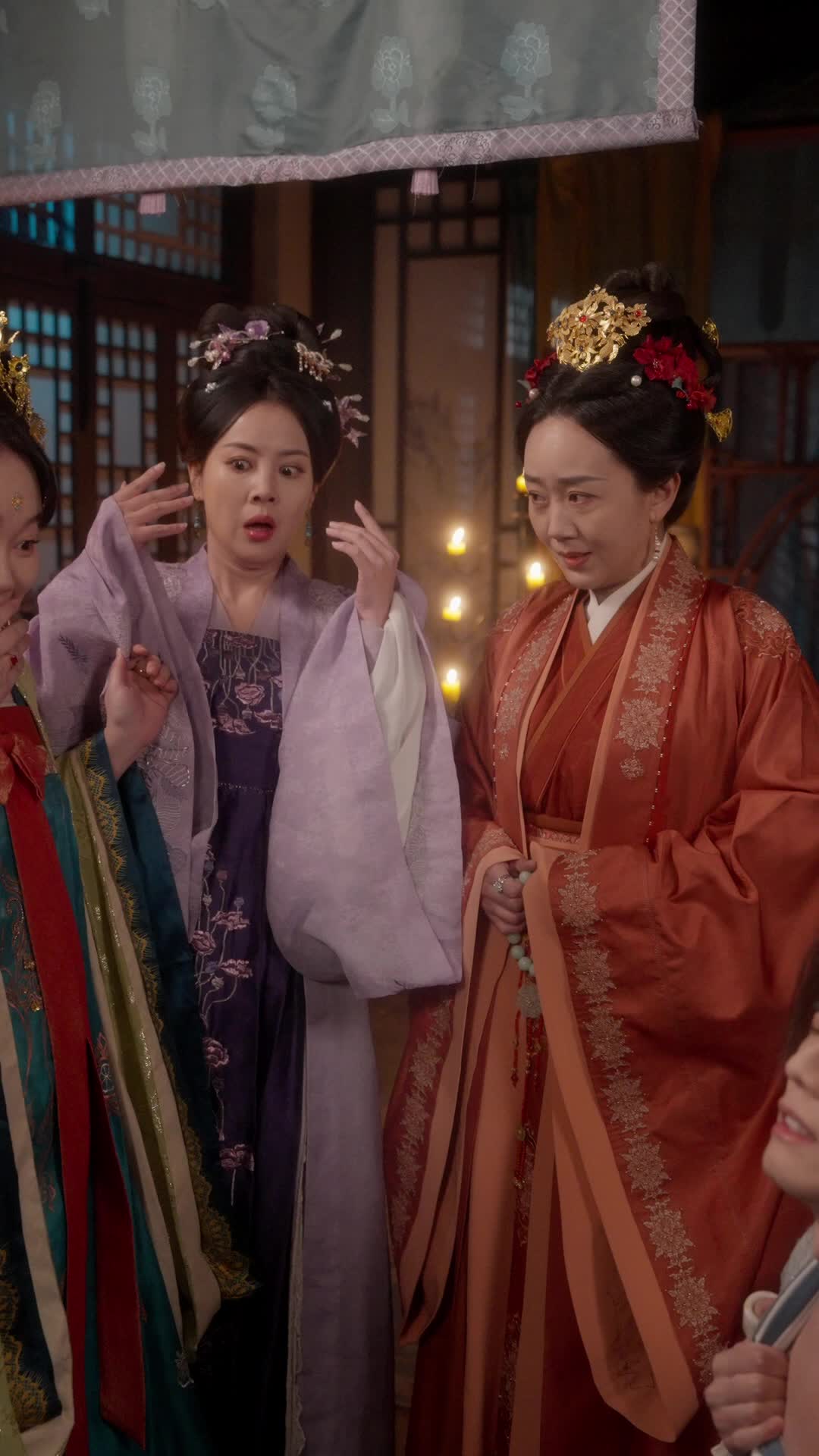 Episode 46 of Golden Cage, Silk Chains