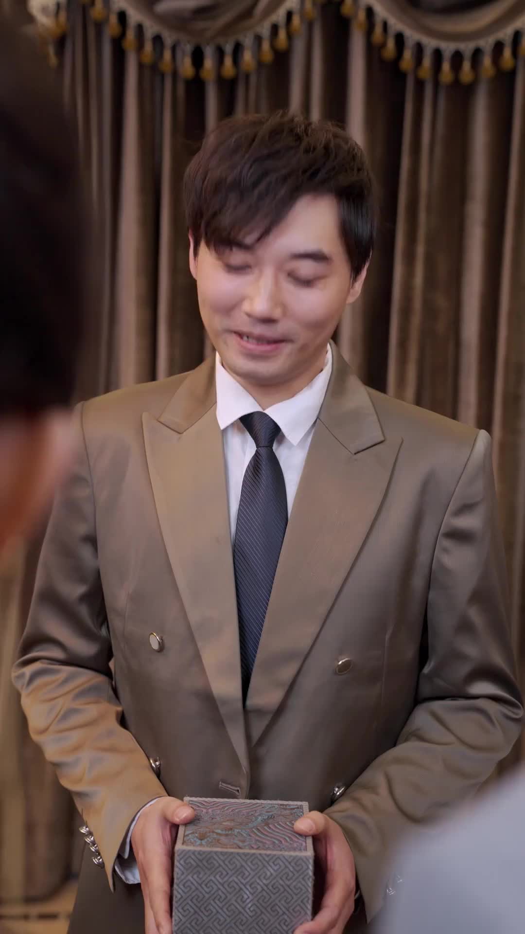 Episode 53 of Golden Eyes, Golden Life